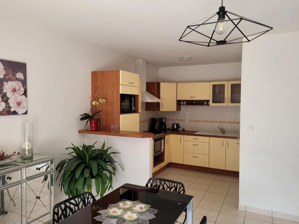 Appartement Au Calme วานส์ ภายนอก รูปภาพ